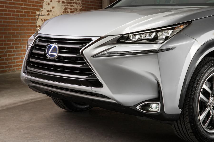  Lexus NX300h 2014 года  (фото 10 из 20)